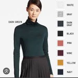 Lot of 4 Uniqlo Supima Turtlenecks
